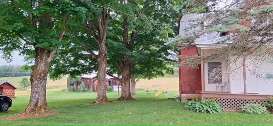 Ye Olde Farm Lodge Farm Stay in Allegheny River