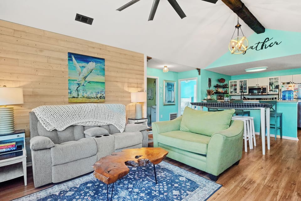 Living Area - North