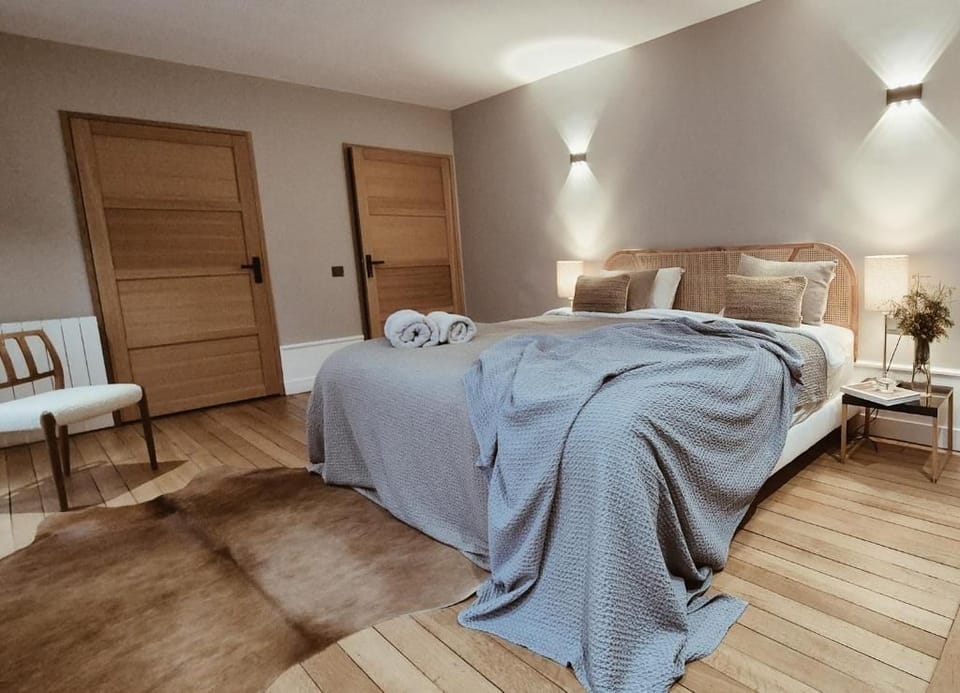 Burgundy Heritage Collection Apartment in Autun