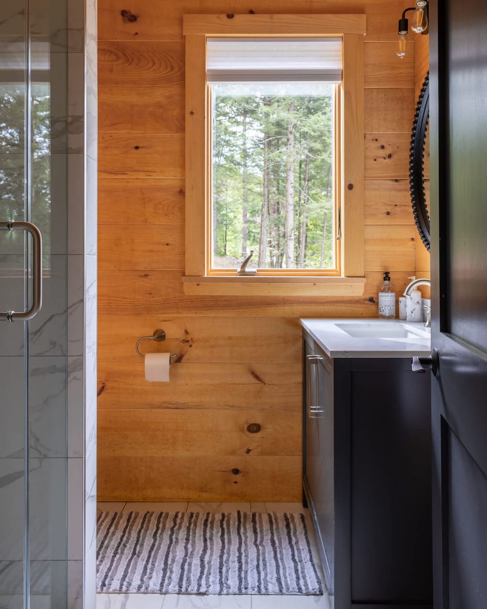The Grafton Lodge Secluded Green Mountain Escape House in Grafton