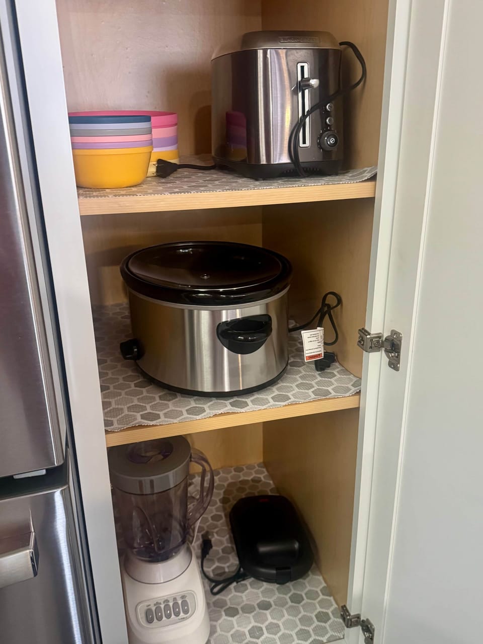 Crockpot, toaster, waffle maker, blender, mixer
