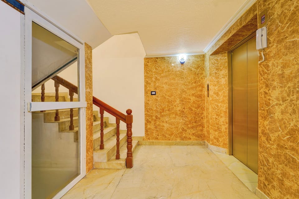 OYO Townhouse Green Field Stadium Hotel in Thiruvananthapuram
