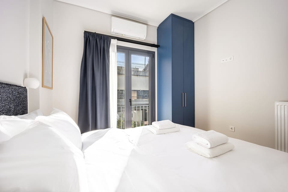 Double bedroom with storage space
