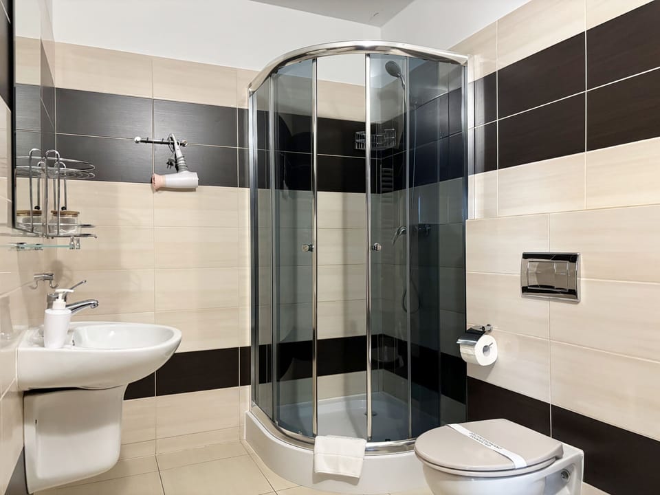 Comfort Apartment | Bathroom