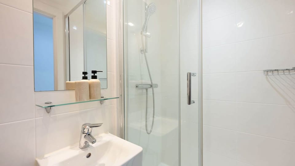 Student Only Palamon Court Apartment in Canterbury