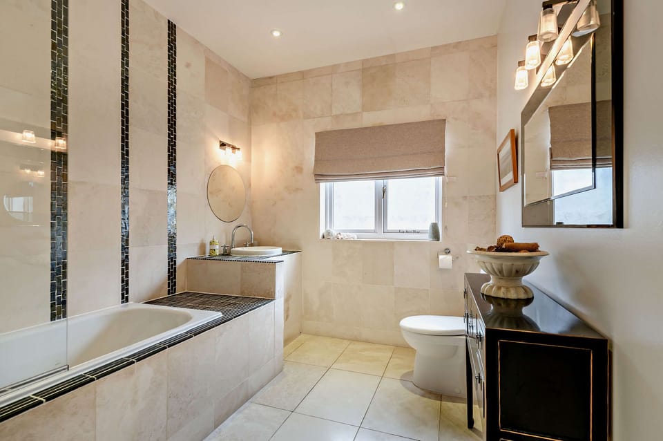 Lindens, Croyde - Host & Stay