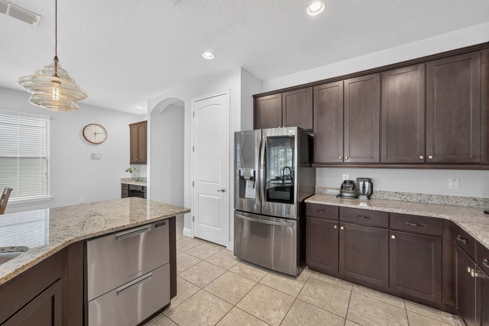 5BR Encore Sleeps 12 w/ Pool, Spa & Game Tables House in Osceola County