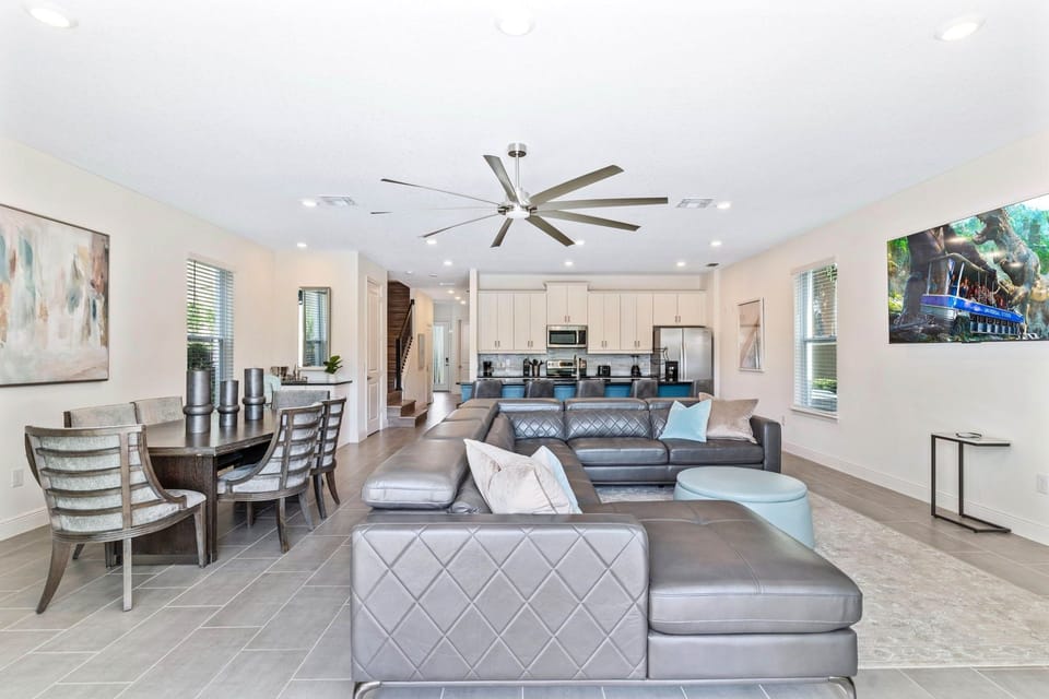 House, Multiple Beds, Pool View (W460 - The Surf Shack) | Living area
