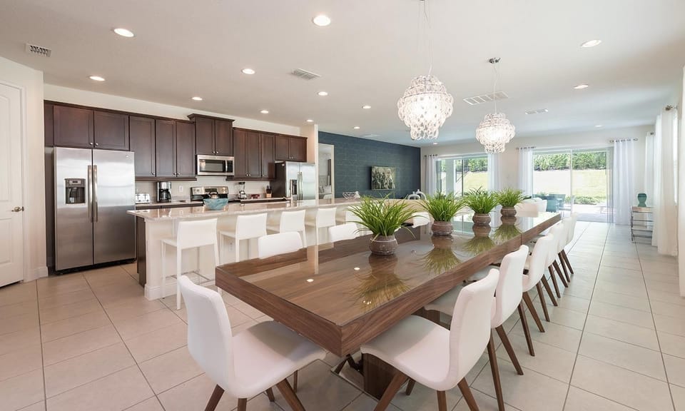 House, Multiple Beds, Pool View (EC191 - The Sleek Sanctuary HAW) | Private kitchen