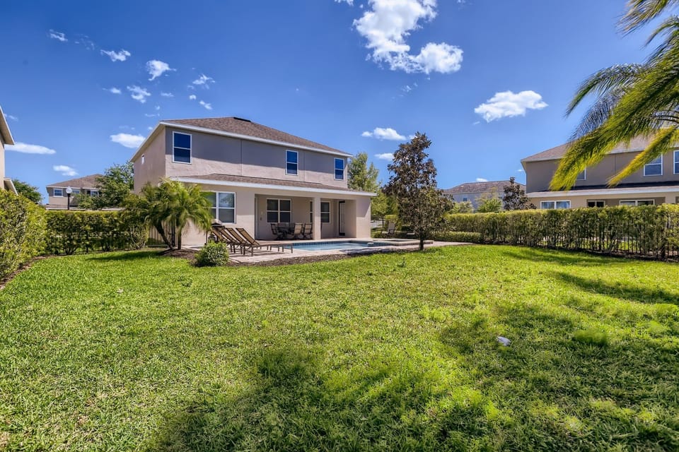 Sunset Home With Modern Living at Encore House in Osceola County