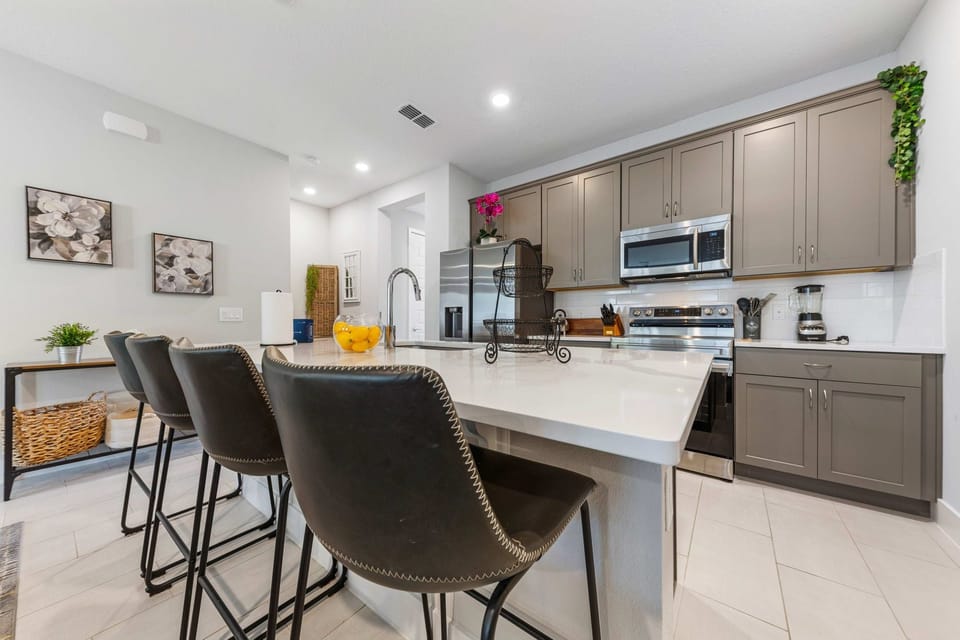 House, Multiple Beds, Kitchen, Garden View (ET029 - The Serenity Townhome) | Private kitchen