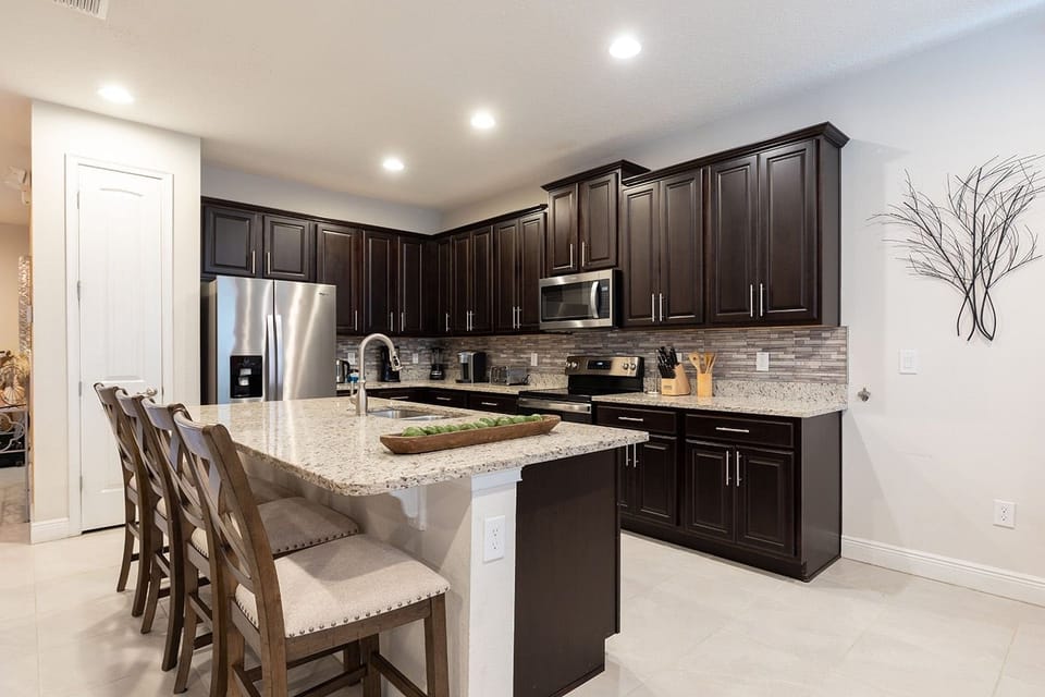 House, Multiple Beds, Pool View (EC281 - The Sun-Drenched Haven - LAN3) | Private kitchen