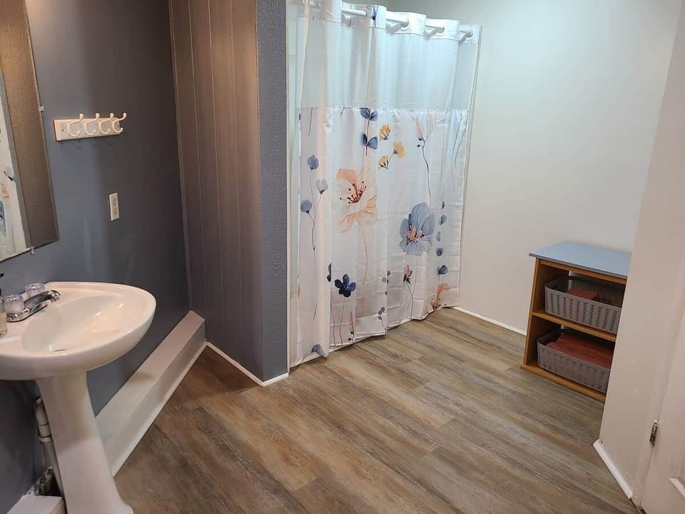 Downstairs Full Bathroom