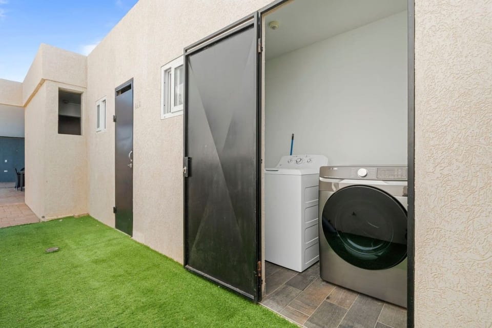 Keep clothes fresh throughout your stay with a convenient in-unit washer and dryer, making longer visits and beach days easier to manage