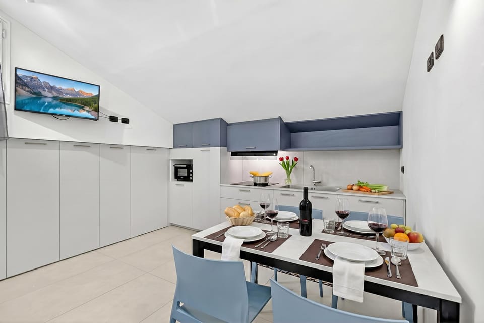 Kitchen and dining area
