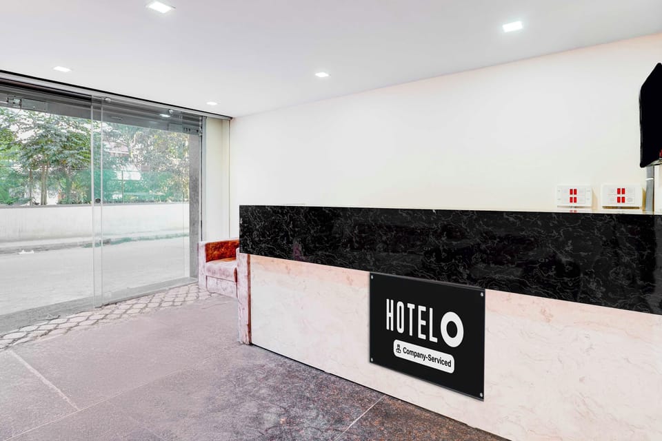 Townhouse Bhattrahalli Lakeview Hotel in Bengaluru