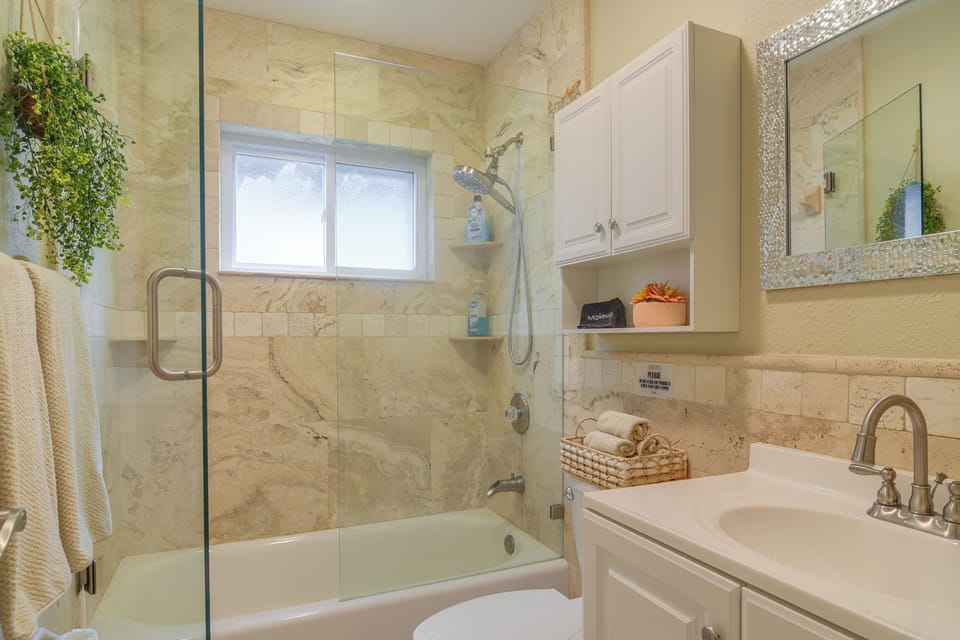 Full Bathroom