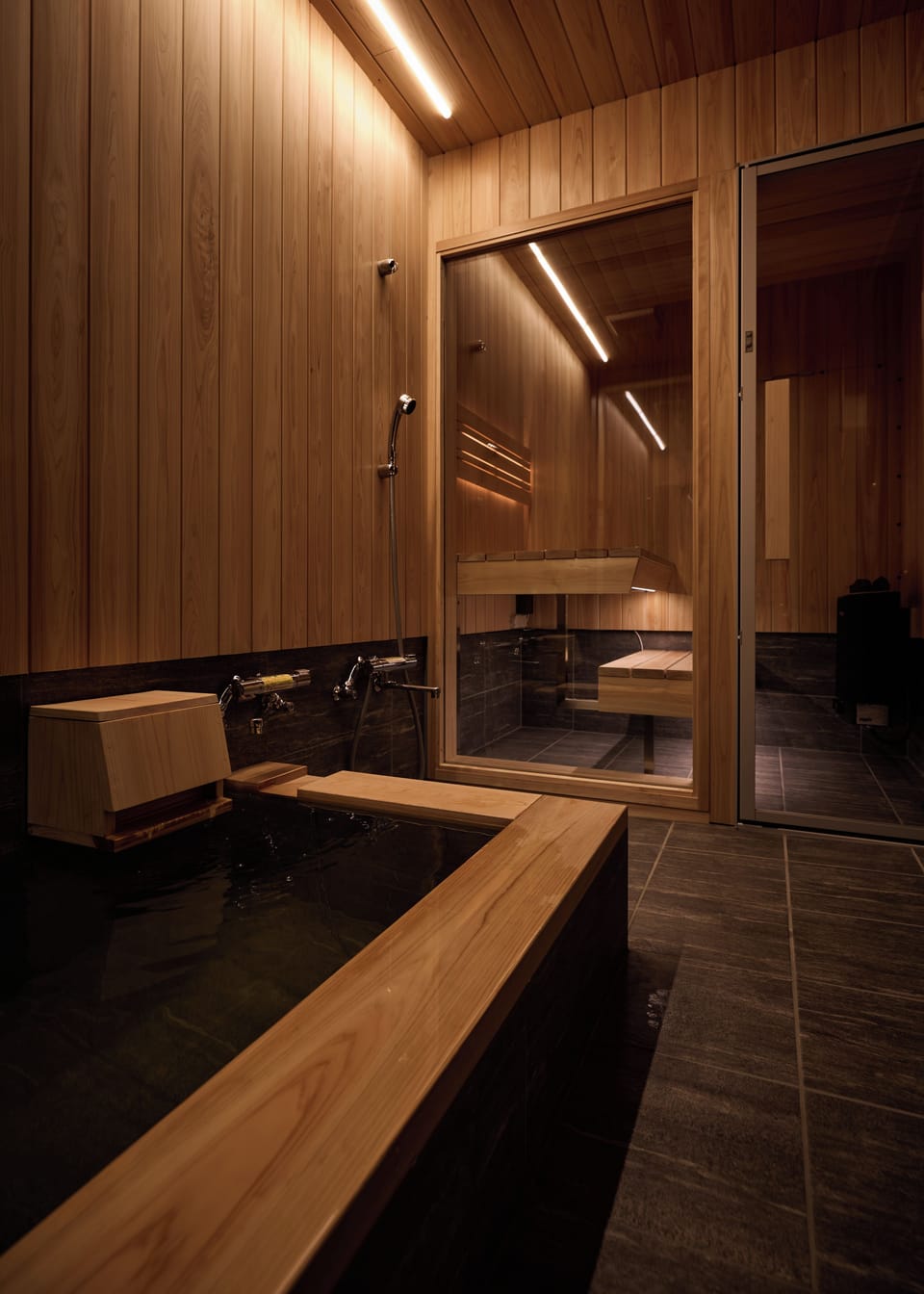 tuuli YUFU Kinrinko Resort in Japan