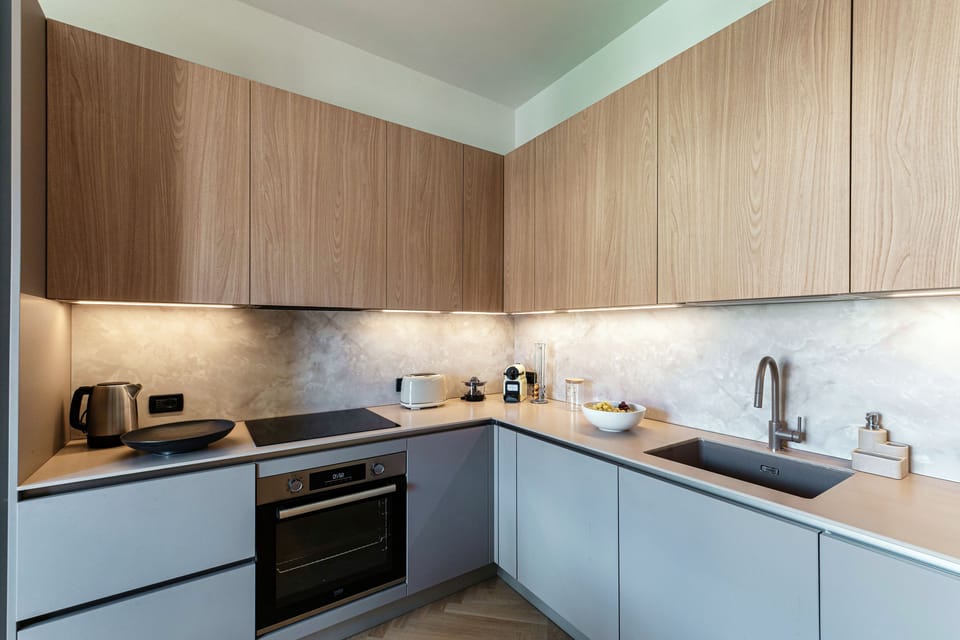 Apartment, City View | Private kitchen | Espresso maker, full-size fridge, microwave, oven