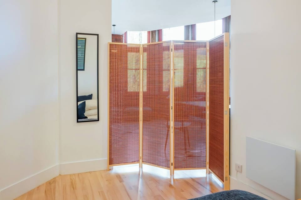 Screen for privacy 