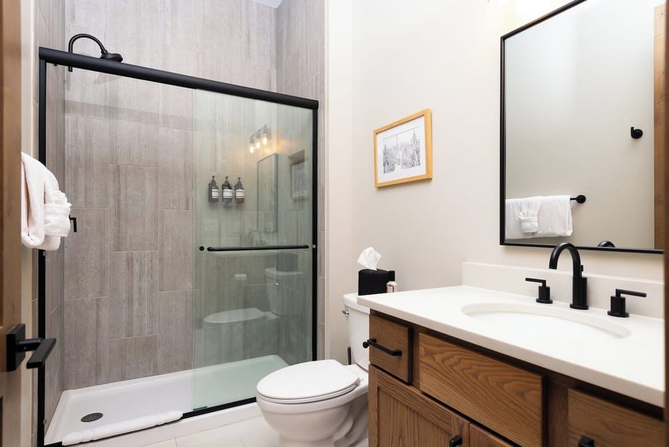 Ensuite bathroom