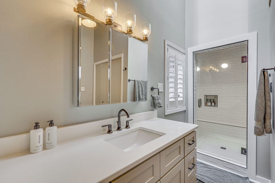 En-Suite Bathroom