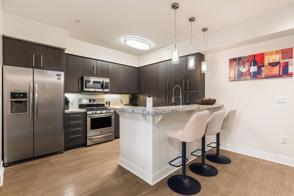 Property Interior | Single-Story Apartment | Well-Equipped Kitchen