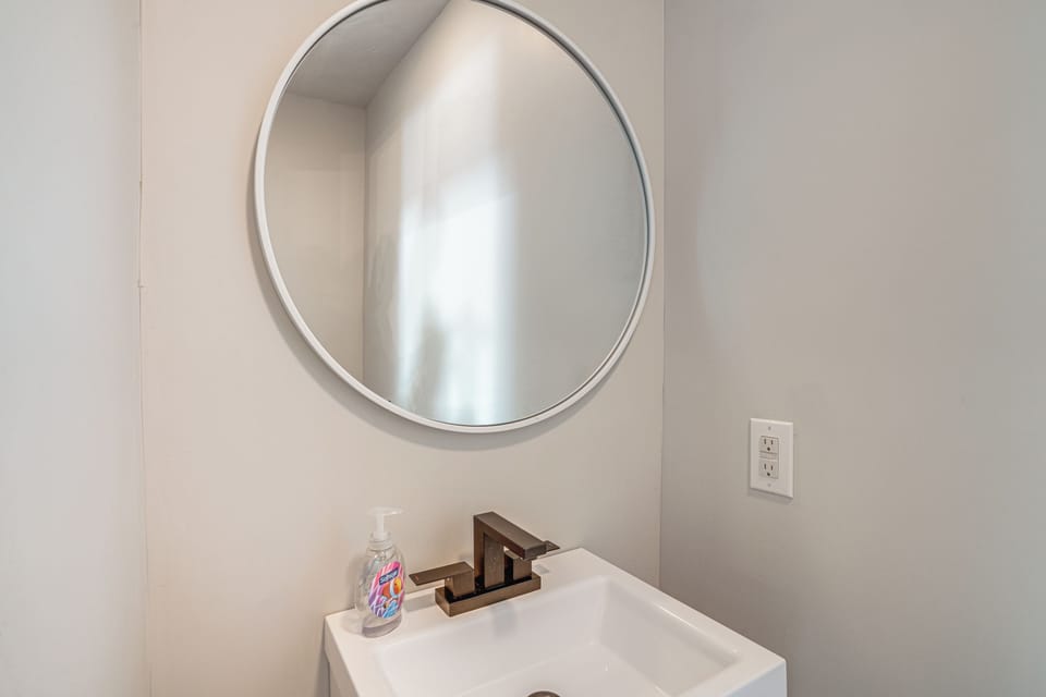Half Bathroom | Main Level