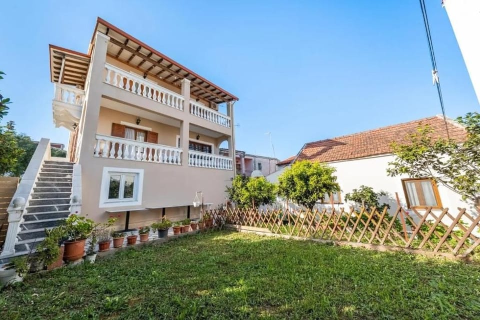 Roys Blu Hotel Hotel in Peloponnese, Western Greece and the Ionian