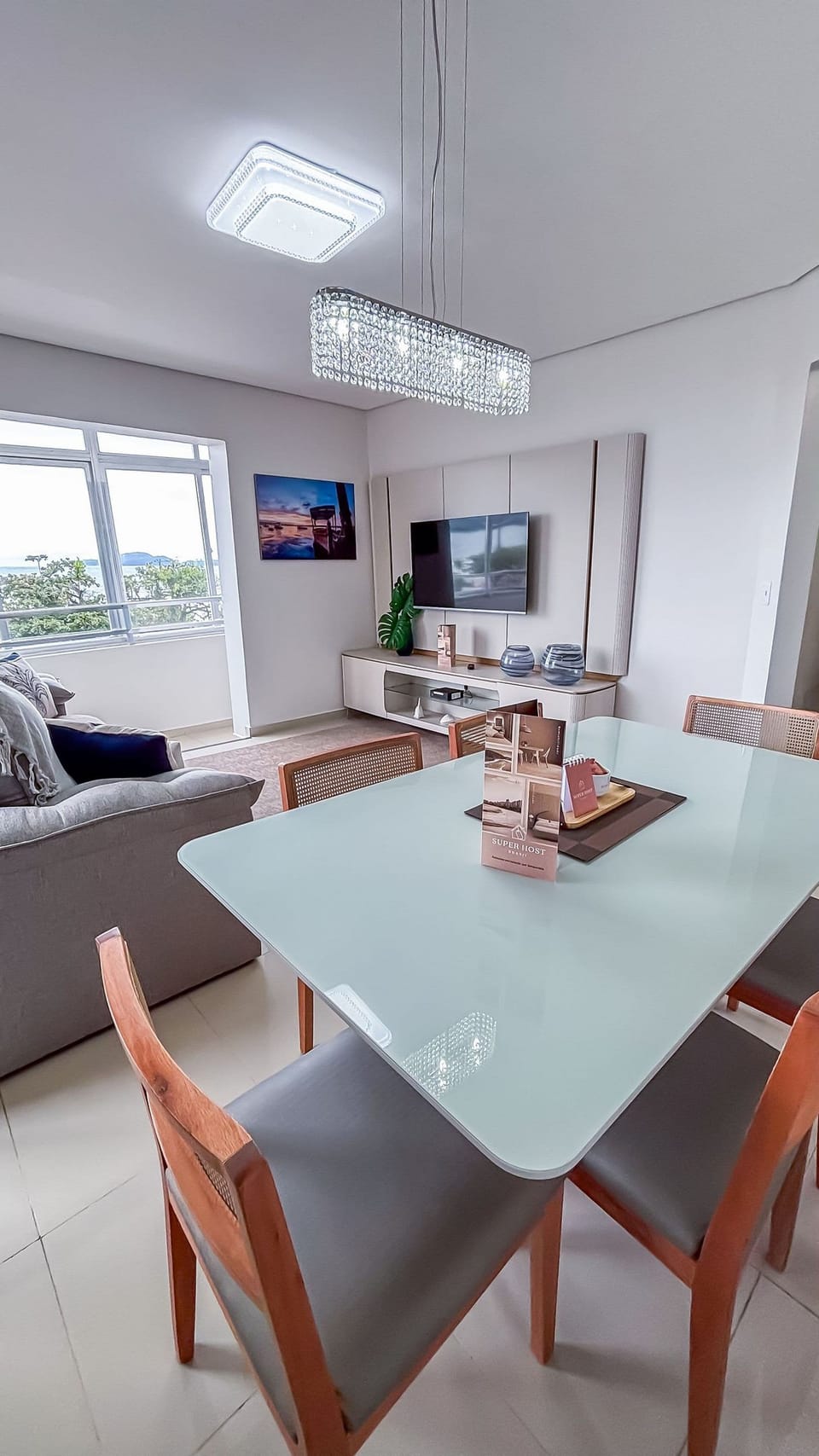 Apartment | Dining