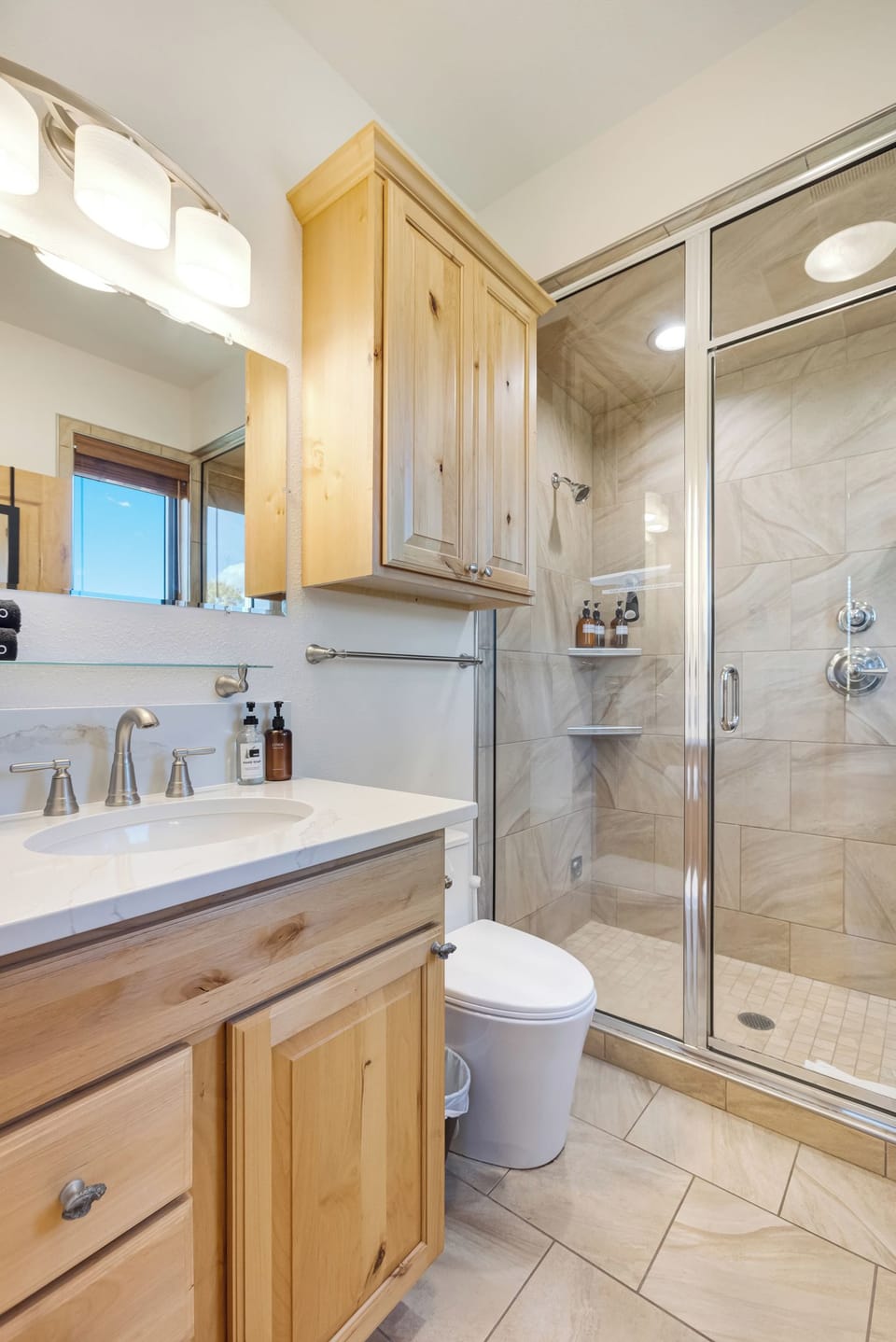 Ensuite Primary Bathroom