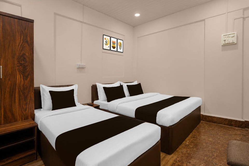 Luxury Mkni House House in Mumbai