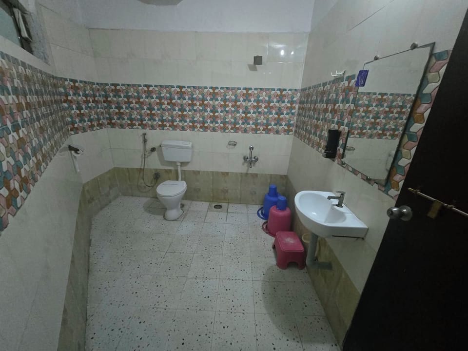 Hotel Guru Inn Hotel in Maharashtra