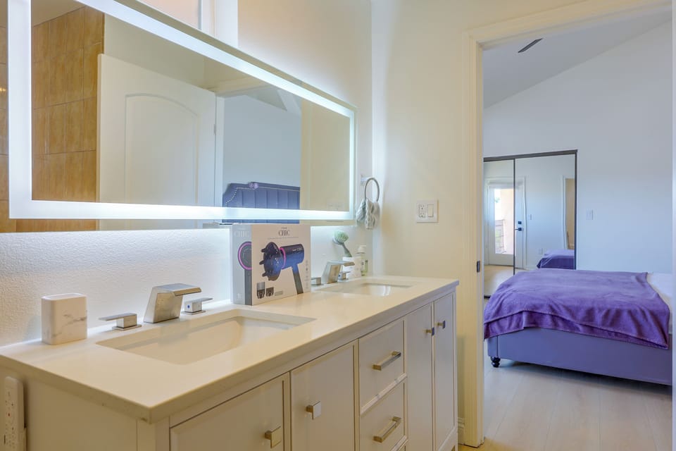En-Suite Bathroom | Upper Level