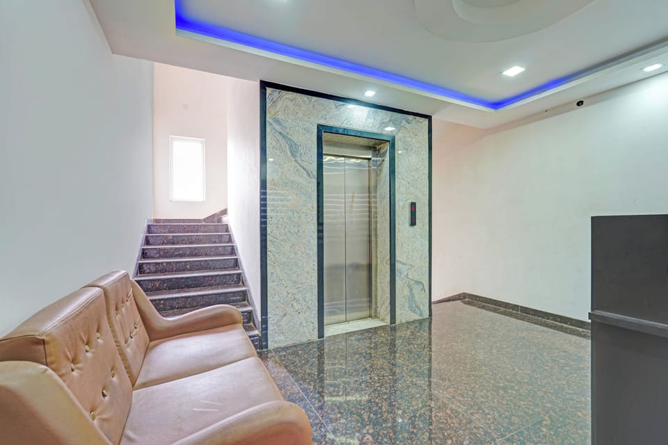 Townhouse Vanagaram Apollo Hospital Hotel in Chennai
