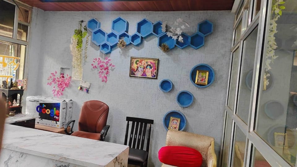 Dream In Hotel in Uttar Pradesh