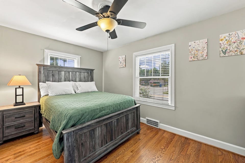 Bedroom 1: A cozy and comfortable bedroom designed for restful nights, with a warm atmosphere and inviting setup that makes it easy to unwind at the end of the day.