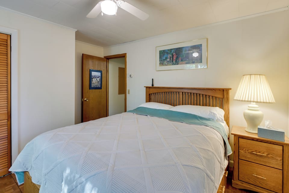 Gateway to Acadia Nat'l Park! Peaceful Home Cottage in Surry