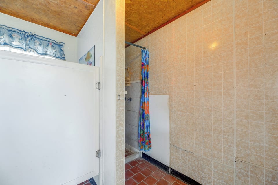 Walk to Ocean! Family Condo in North Topsail Beach Apartment in North Topsail Beach