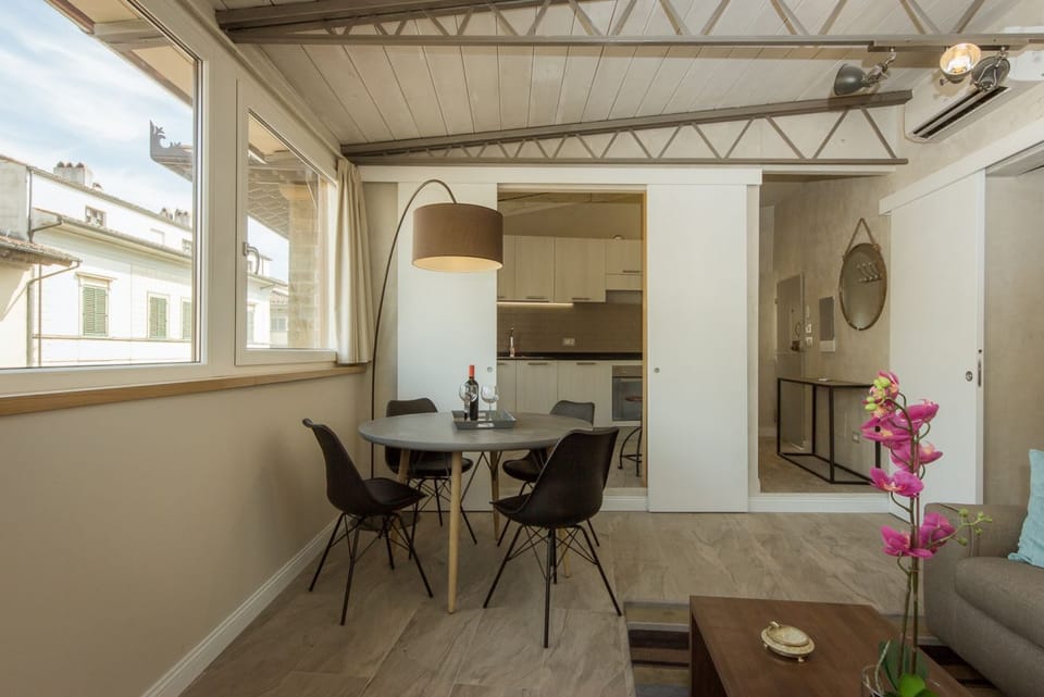 Apartments Florence - Painter's Attic Apartment in Florence