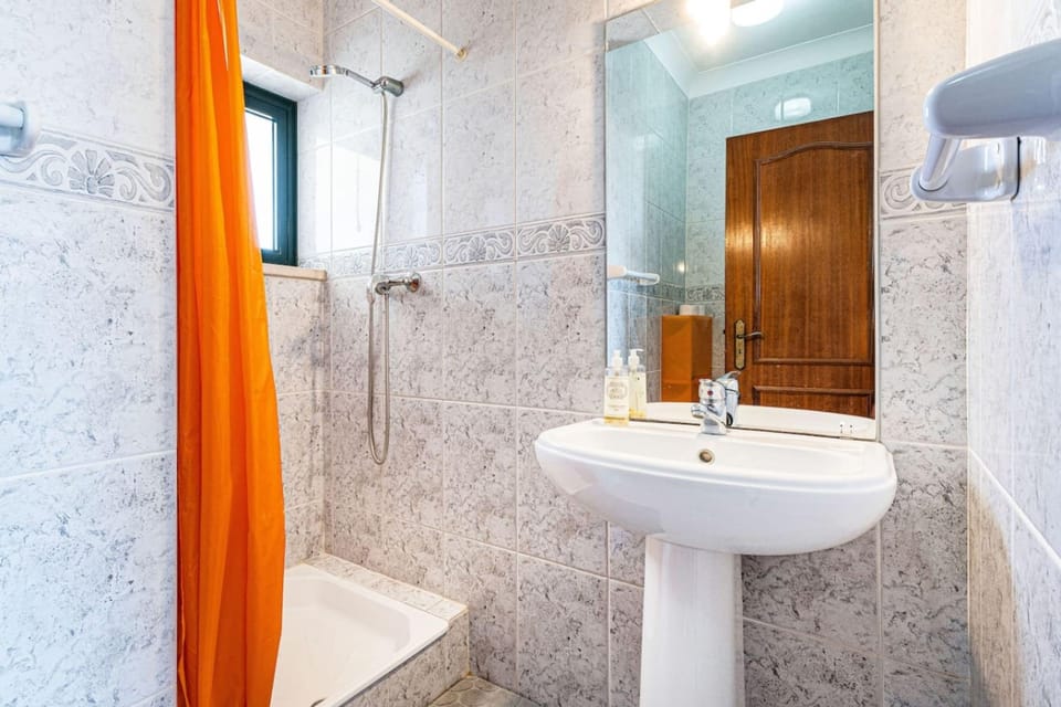 Lagos Sea View 2BR Near Old Town Apartment in Lagos