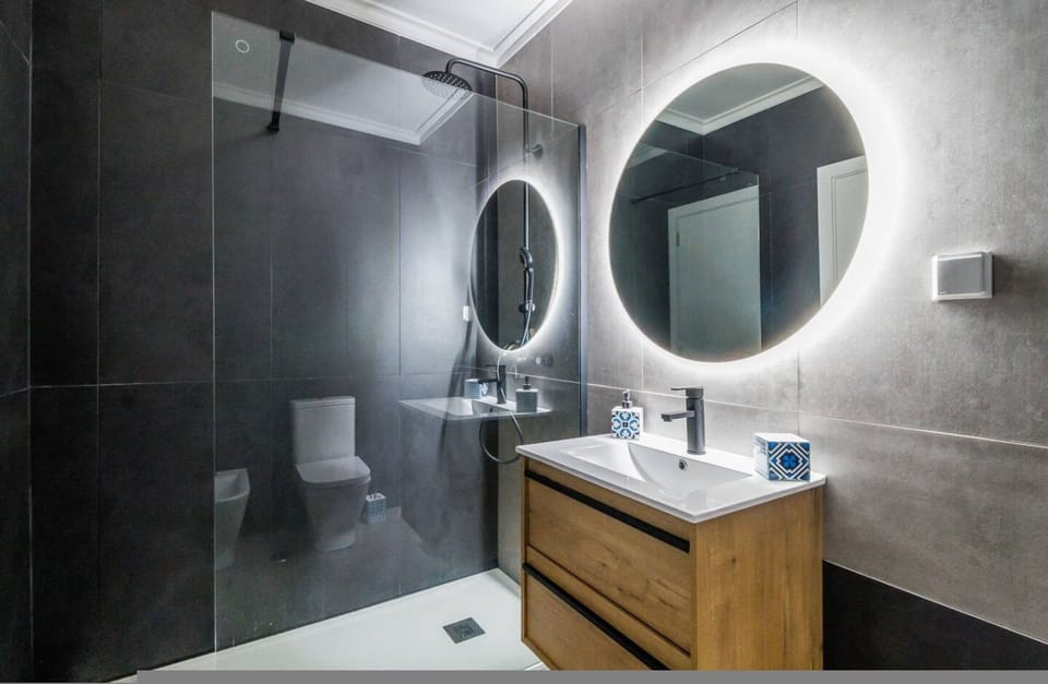 Luxury Apartment Pool EV Charger Apartment in Alvor