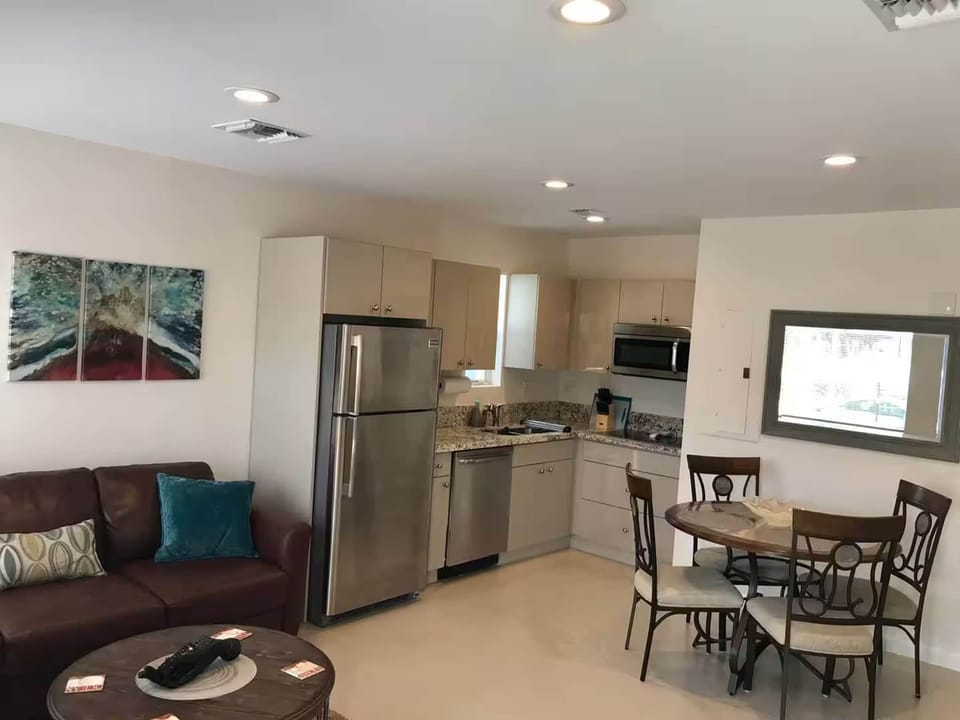 House | 1 bedroom