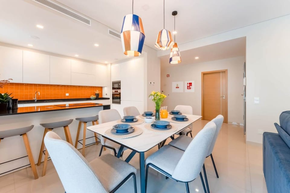 Adega Luxury Marina Centro Piscina Apartment in Lagos