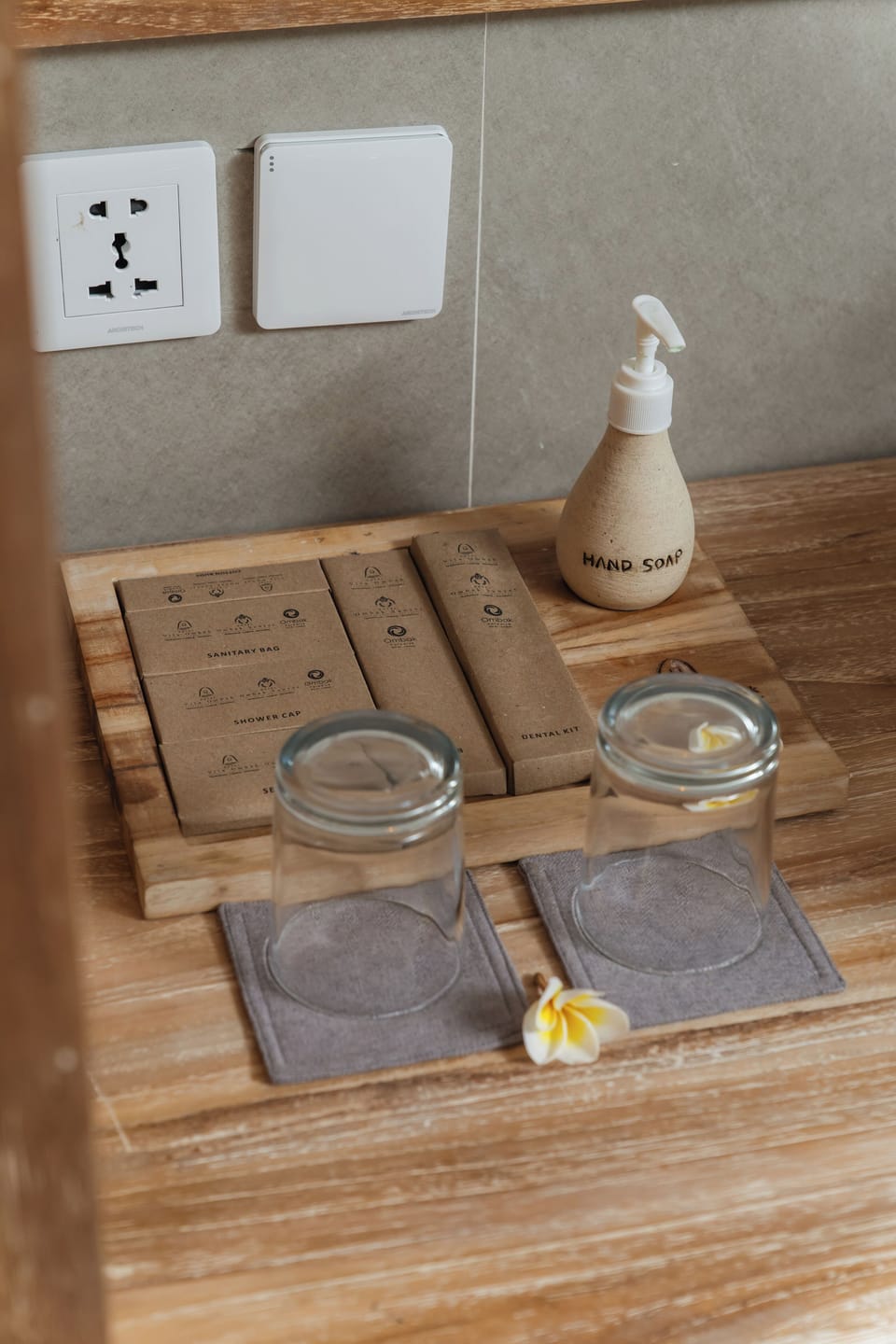 Garden Terrace Room | Premium bedding, minibar, in-room safe, desk