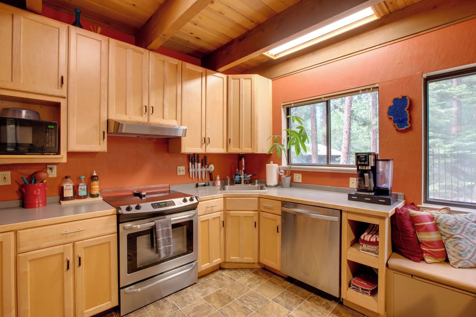 Kitchen | 1st Floor