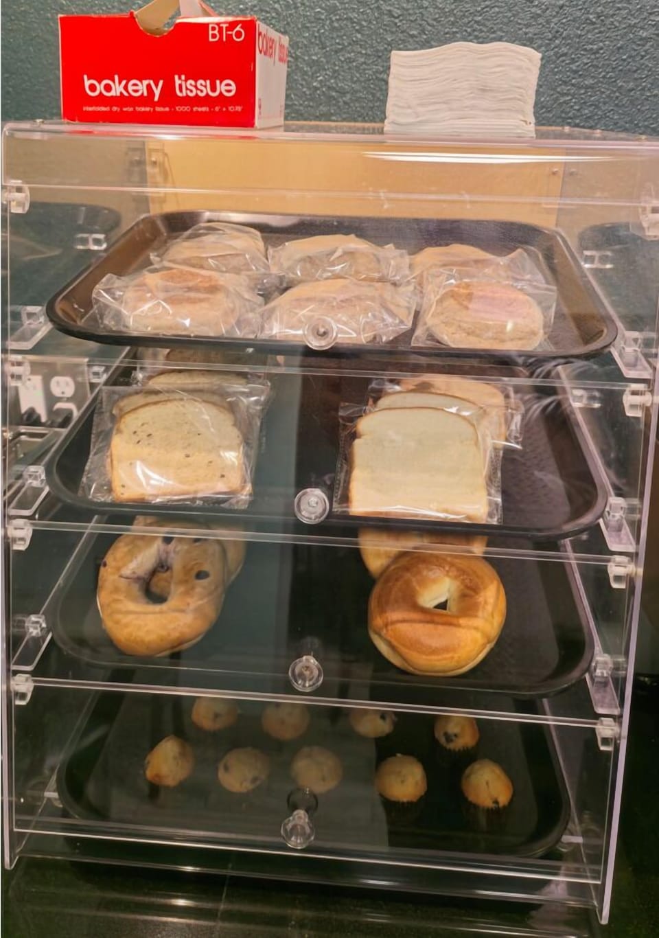 Free daily continental breakfast