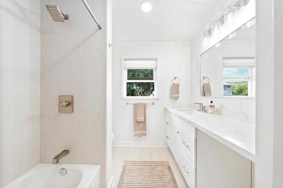 Big Island Kahaluu Surf Boutique #5 2 Bedroom Apts Apartment in Big Island
