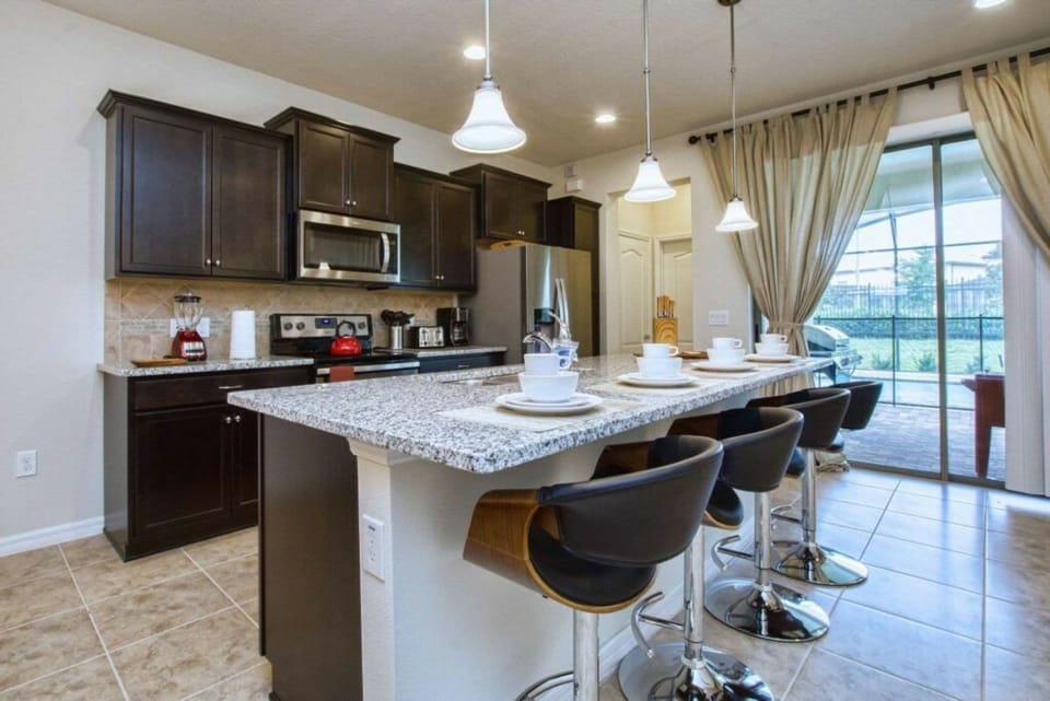 5BR Mario-themed Home Near Disney Pool & Spa Villa in Osceola County