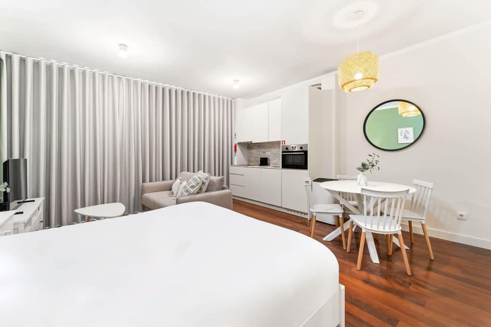 Liiiving in Porto - Green Nest Retreat Apartment in Porto